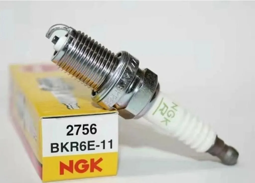 Свеча зажигания NGK 2756