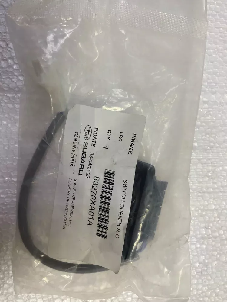 Subaru Кнопка открывания багажника 63270XA01A