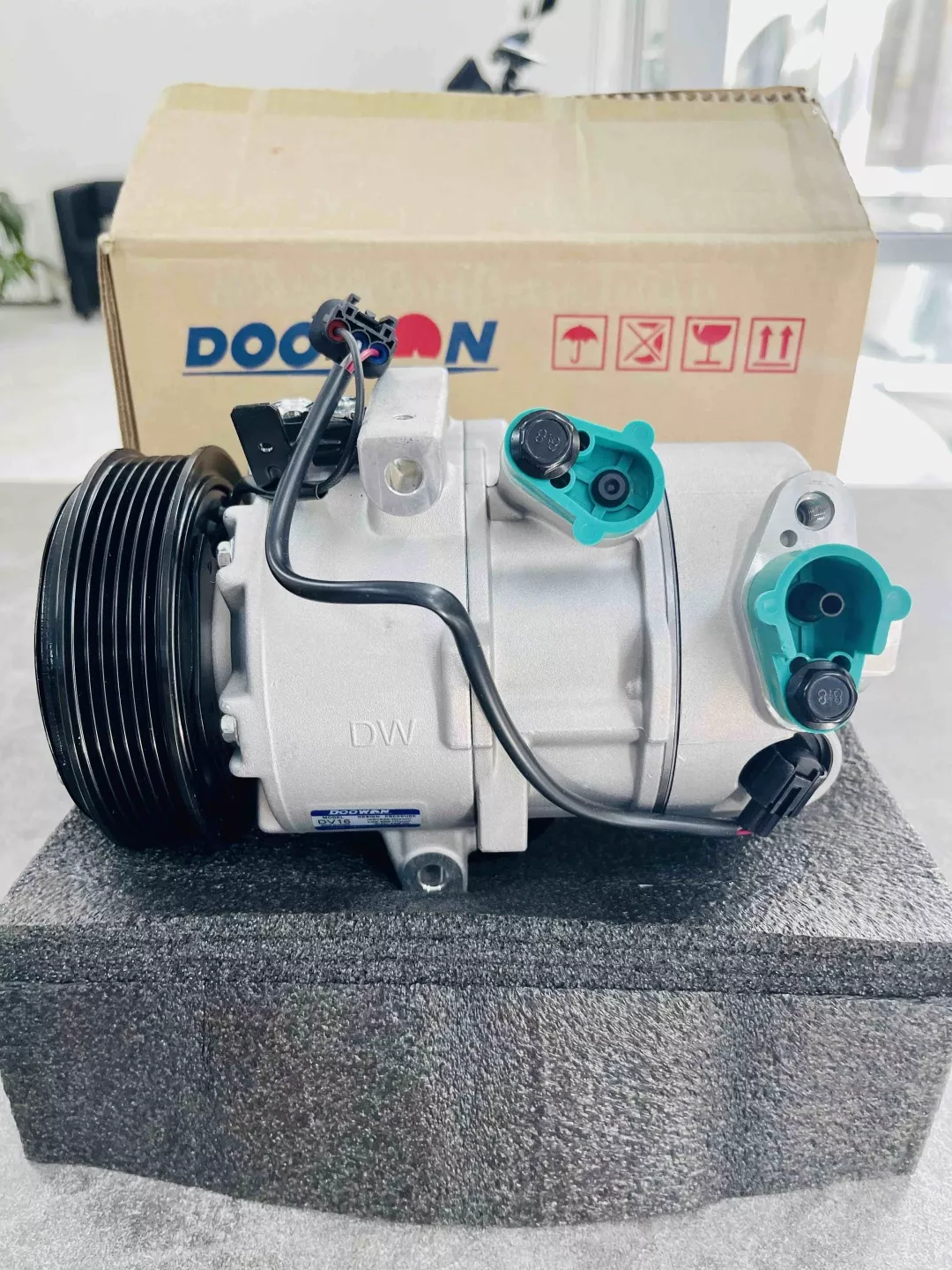 Компрессор кондиционера DOOWON 97701-AA000