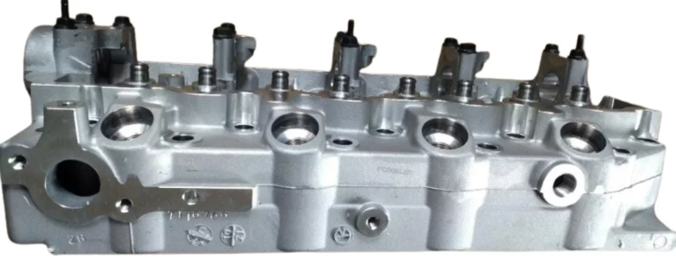 Vistana головка блока цилиндров MD185926