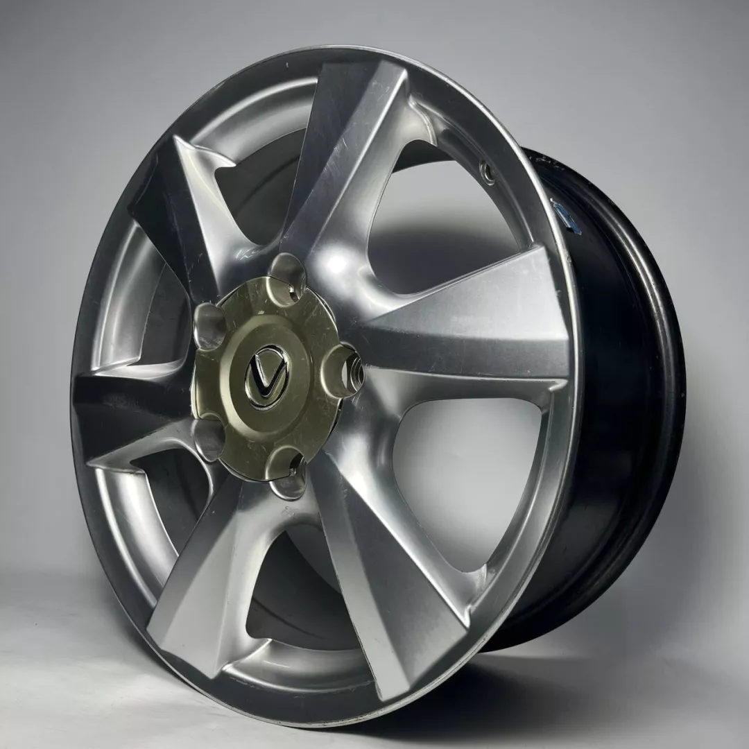 LVZ 788 8X18 60 5 150 HS 8x18/5x150 D110 ET60 4 диска серебристый