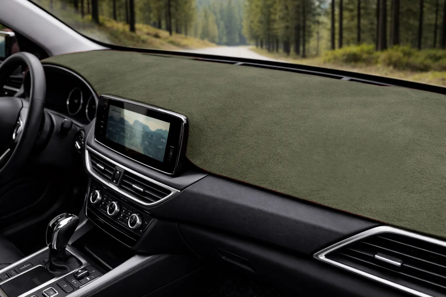 Коврик накладка на торпеду из алькантары Зеленая Audi A3L 8V 2014-2020