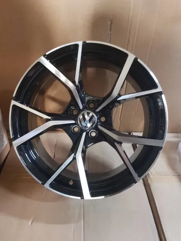 REW Volkswagen Skoda Audi 7x17/5x100 D57.1 ET35 4 диска черный
