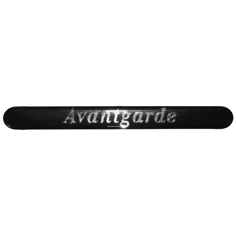 Шильдик черный Mercedes Avantgarde 1.2×1.2 см