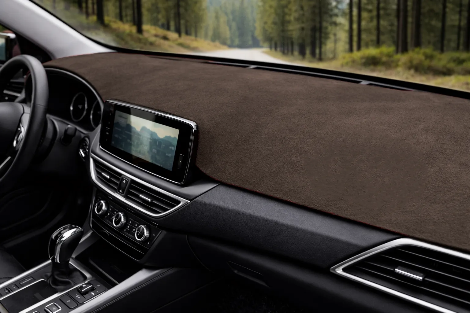 Коврик накладка на торпеду из алькантары Коричневая Audi A3L 8Y 2021-2026