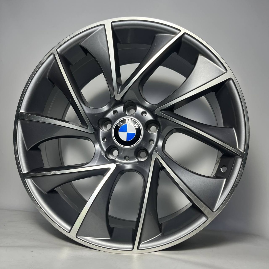 LVZ 652 19X8.5 5X120 MG ет20 74,1 8.5x19/5x120 D74.1 ET20 4 диска графит